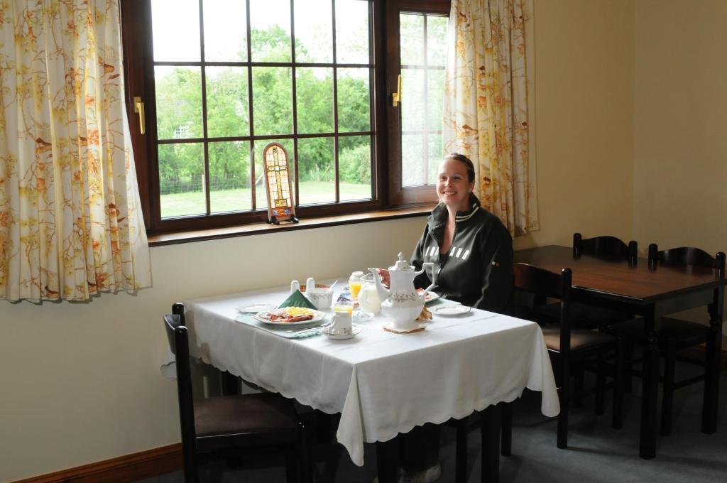 Bunratty Arms B&B エクステリア 写真