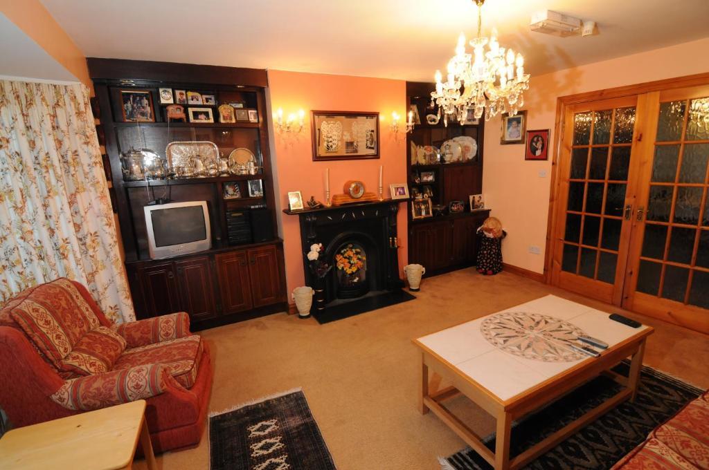 Bunratty Arms B&B エクステリア 写真